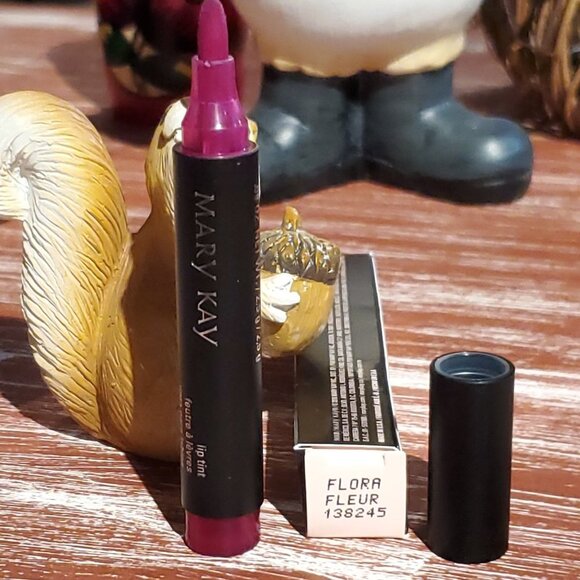 Mary Kay Limited Edition Lip Tint - Desert Flora - Discontinued - Picture 3 of 5